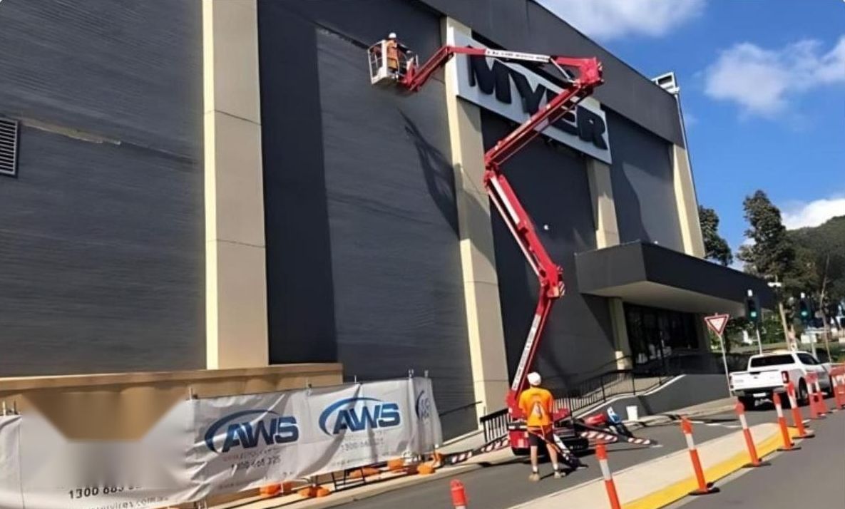 Boom lift working on the Westfield facade
